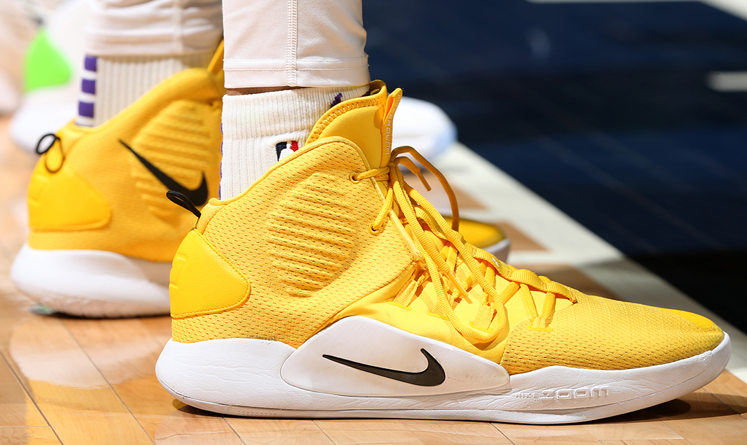 曾单赛季30球，紫百合名宿里加诺退役后重拾老本行当泥瓦匠（单季30球神射手到泥瓦匠：紫百合名宿里加诺退役后重返旧业）