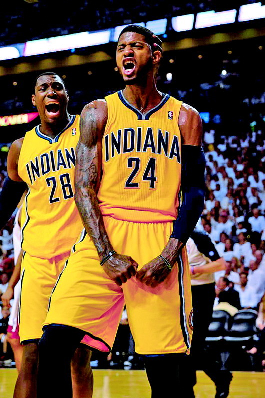 VJ·埃奇库姆的精彩表现：21投9中，空砍26分6板2助1帽（VJ·埃奇库姆孤军奋战：21投9中砍下26分6篮板2助攻1盖帽）