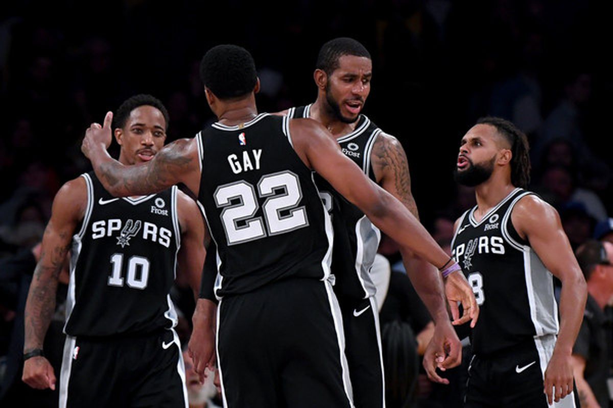 杰曼展现突破天赋，拉杆上篮2+1为北京注入强心剂（杰曼强突上演拉杆2+1，为北京注入强劲动力）