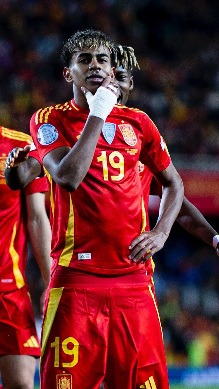 NBA最佳球员评选背后的意义与期待（解读NBA最佳球员评选的价值与期望）