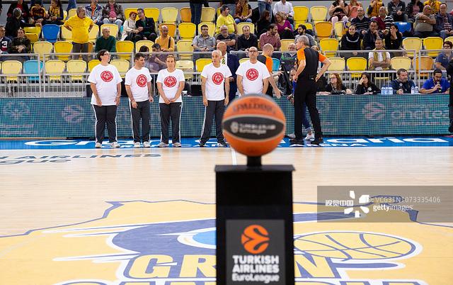 丹尼·格林：字母哥应考虑延长职业生涯，不想看到他加盟雷霆（丹尼·格林建议字母哥延续职业生涯，不希望他加盟雷霆）