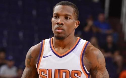 同名同命，皇社、埃瓦尔两位同名且曾同队的旧将今年先后辞世（同名曾为皇社、埃瓦尔并肩的两位旧将今年相继离世）