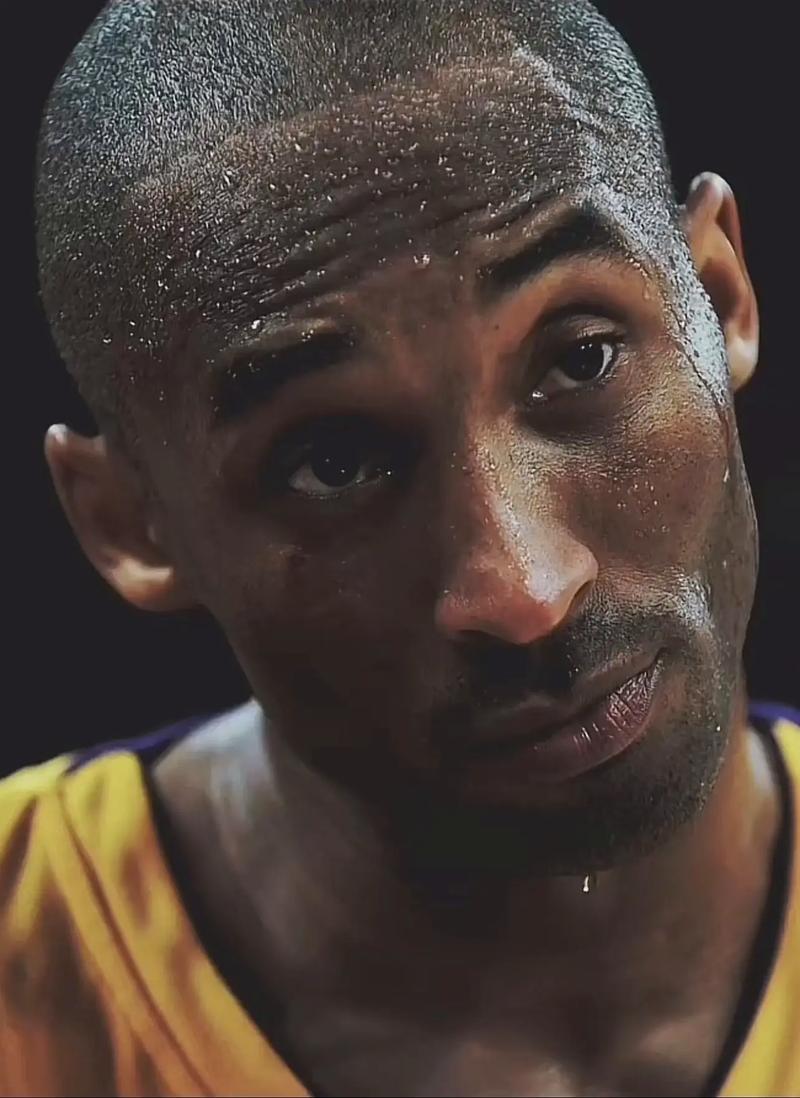 英媒：曼联在谈判明年2月去沙特踢比赛，米兰是潜在的对手（英媒：曼联正商谈明年2月赴沙特比赛，AC米兰或成对手）