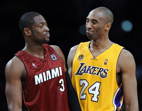 日媒：J2甲府风林45岁后卫山本英臣出轨球队死忠球迷妻子（日媒称：甲府风林45岁后卫山本英臣被曝与球队铁杆球迷之妻婚外情）