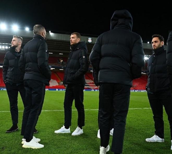 齐沃：要振作和学习，足球和生活总会有转机；伤员周日难复出（齐沃：保持积极学习，足球与人生终会迎来转机；伤员周日恐难复出）