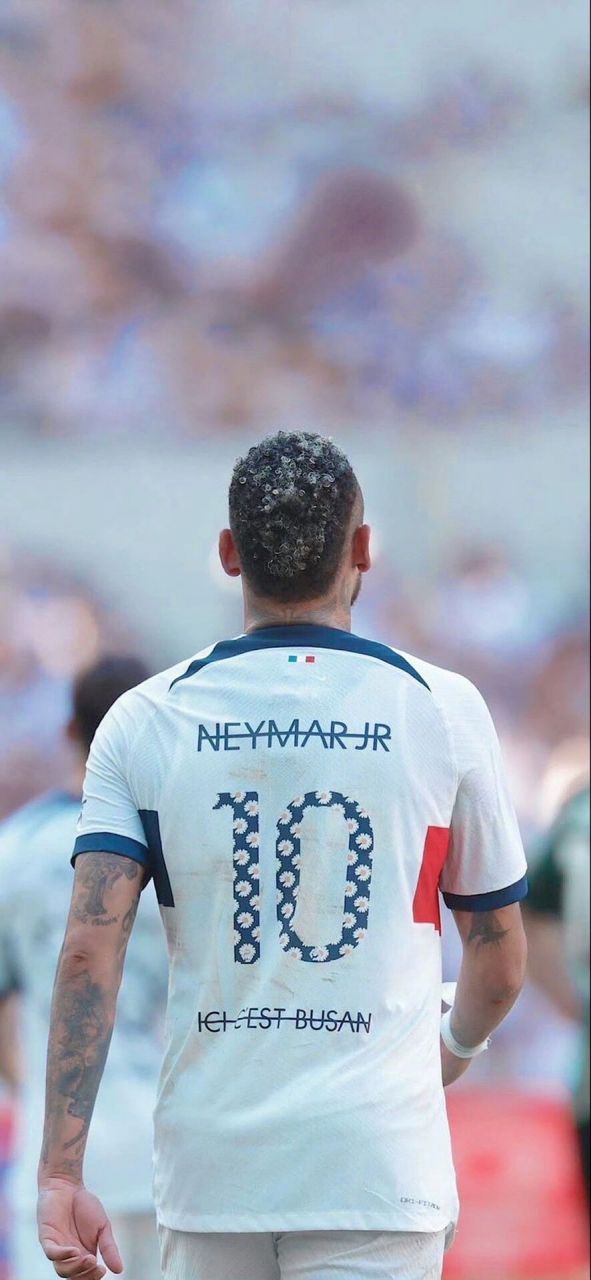 弗罗因德：磁卡在场上对我们不可或缺；对目前的阵容非常满意（弗罗因德：磁卡场上作用无可替代，对现有阵容极为满意）